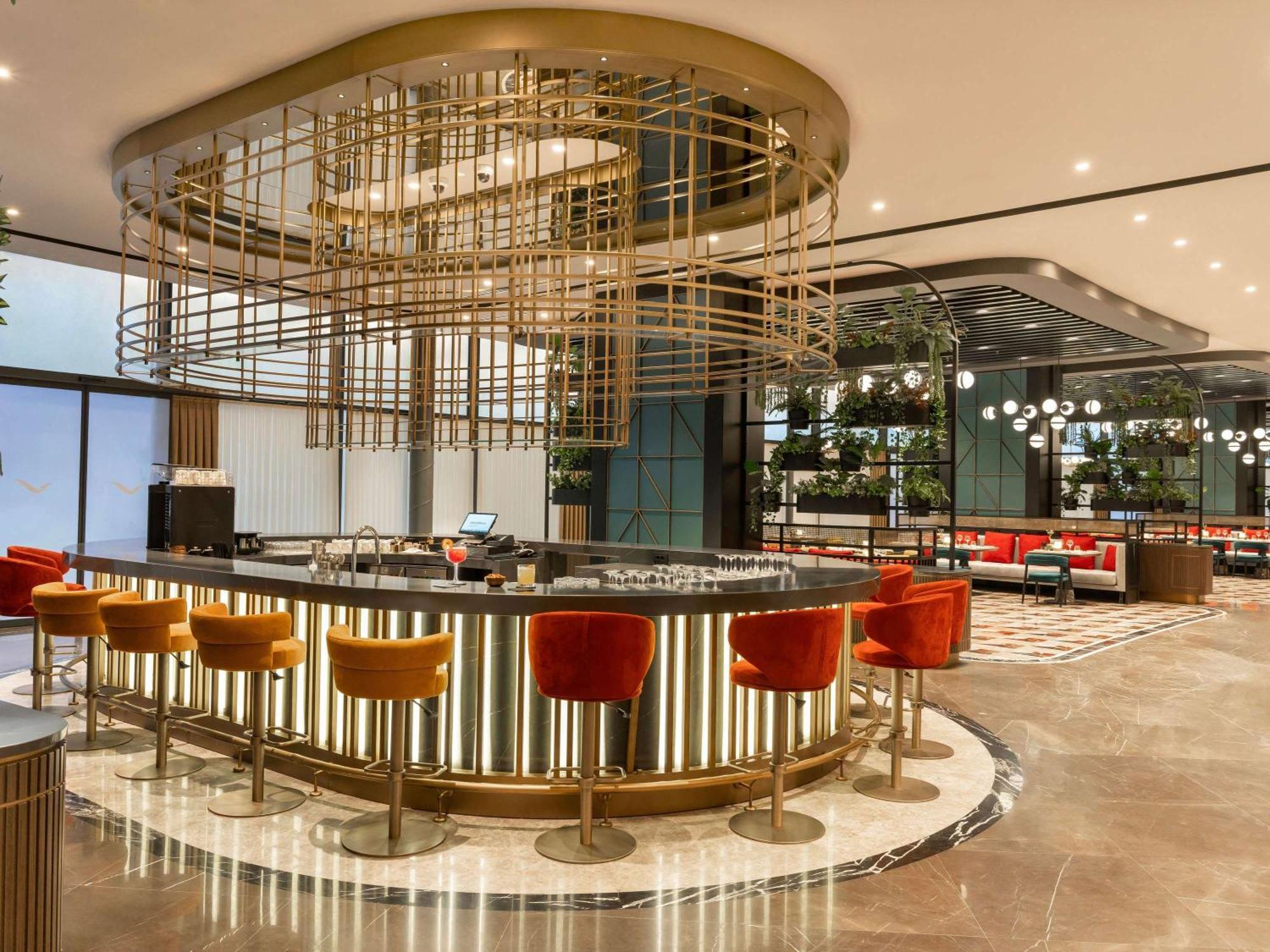 Moevenpick Hotel Istanbul Marmara Sea Exterior foto