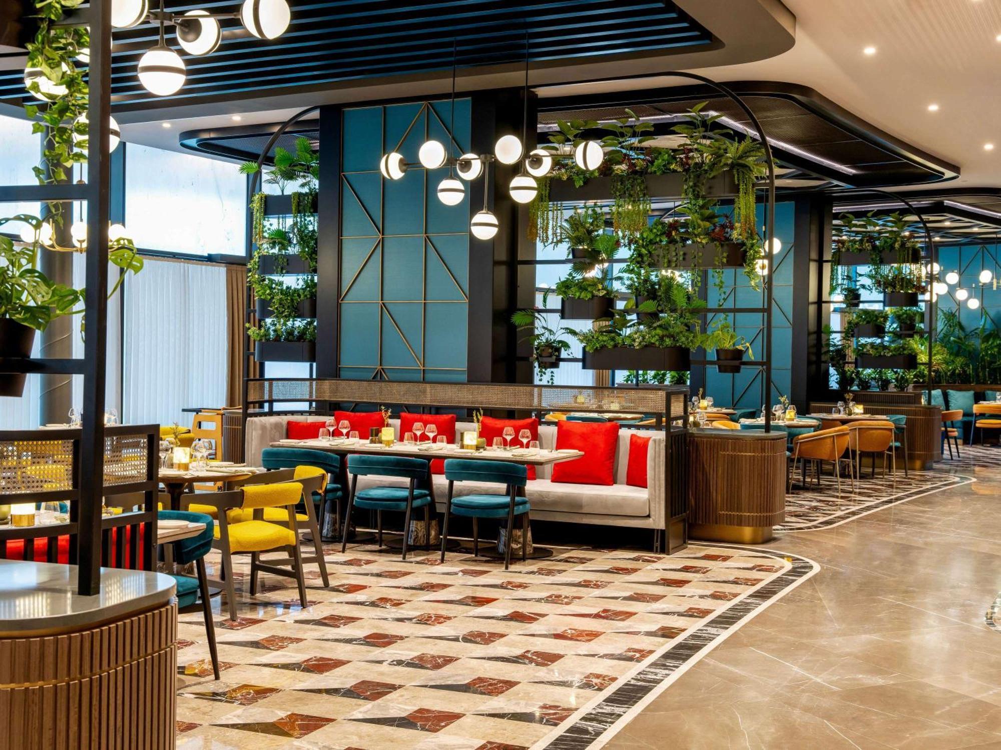 Moevenpick Hotel Istanbul Marmara Sea Exterior foto